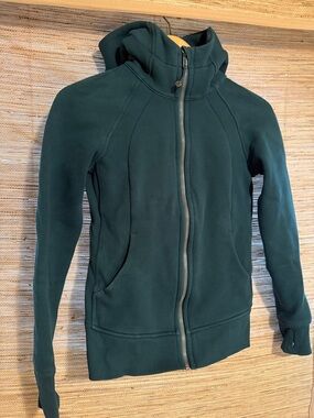 lululemon athletica Women's Dark Green Zip-Up Hoodie